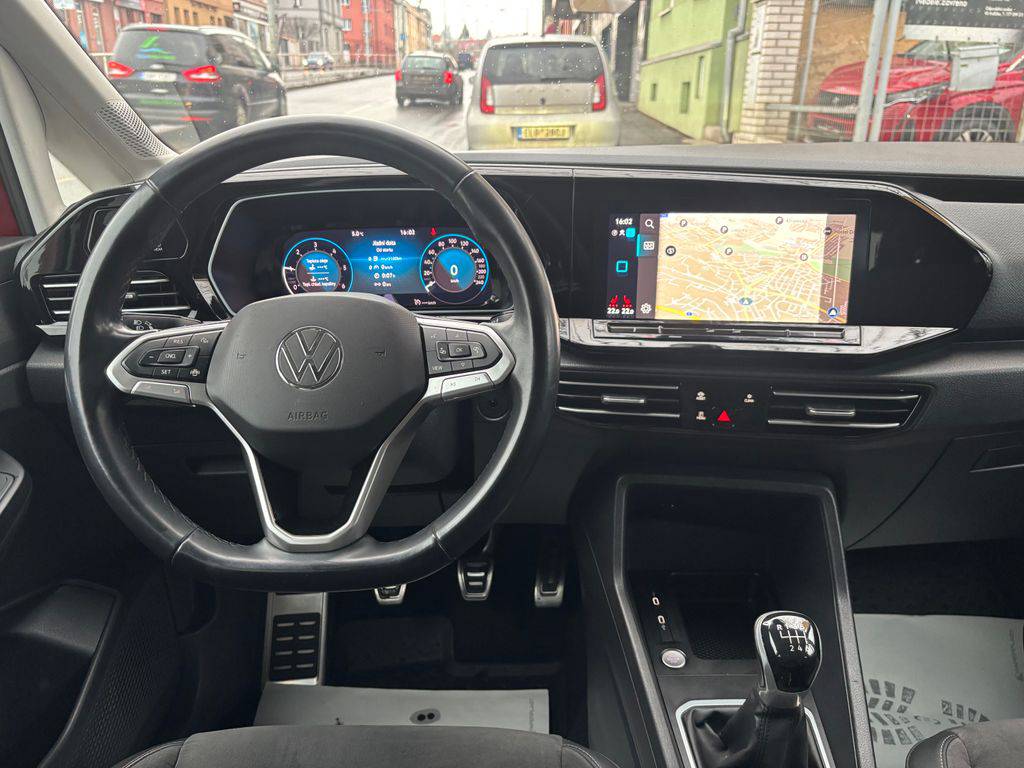 Volkswagen Caddy 2.0TDI/2023//MAXI-7MÍST-DPH-CZ