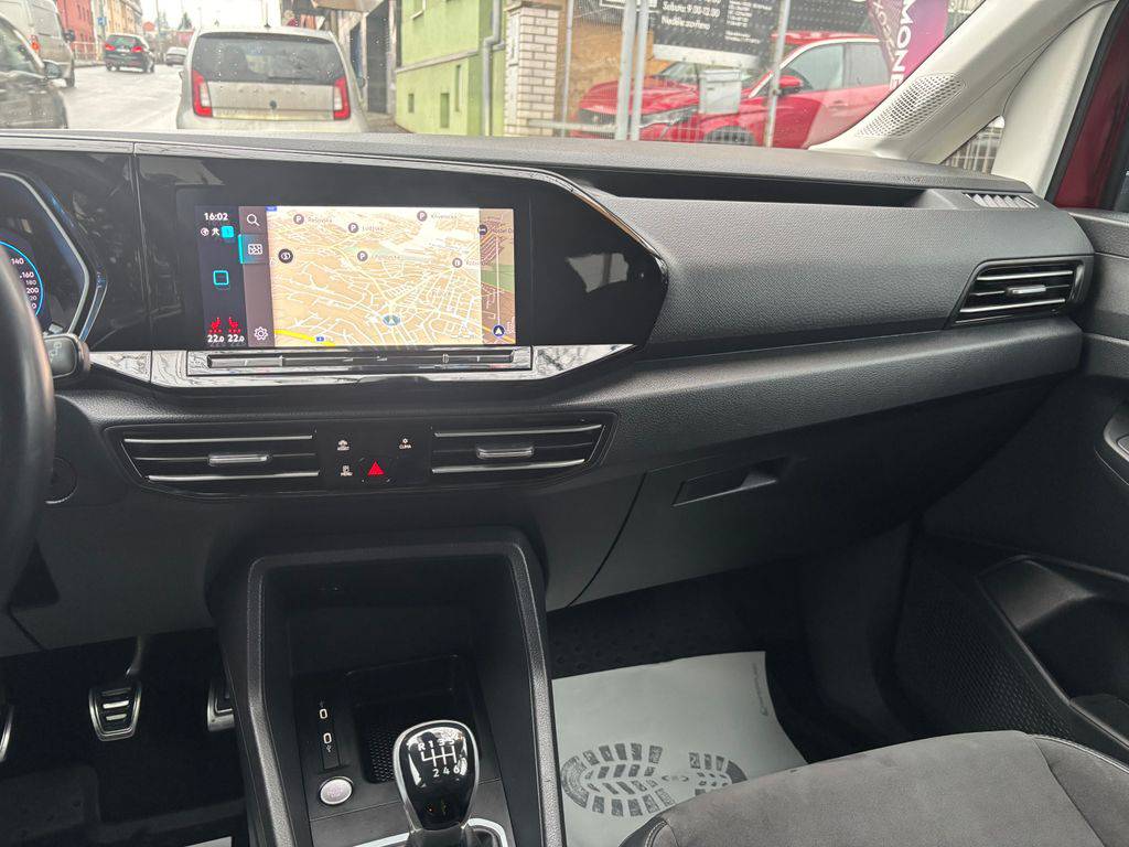 Volkswagen Caddy 2.0TDI/2023//MAXI-7MÍST-DPH-CZ