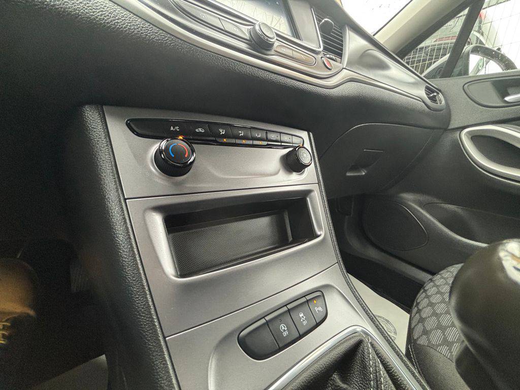 Opel Astra 1.5CDTi/2022/1M,DPH-ZÁRUKA 24M