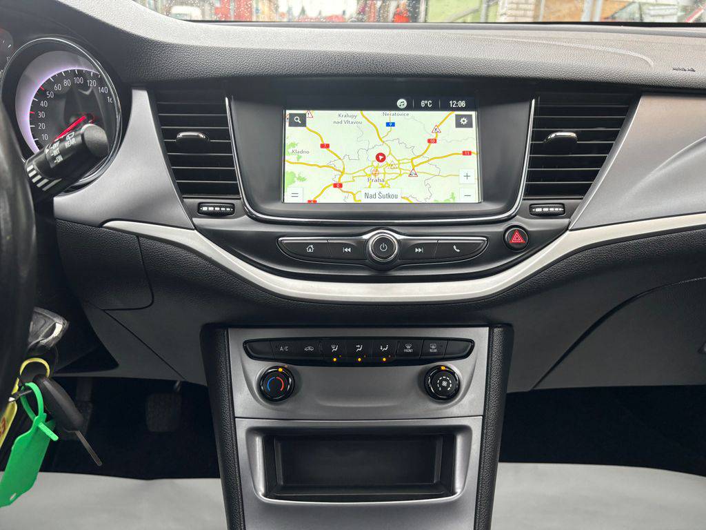 Opel Astra 1.5CDTi/2022/1M,DPH-ZÁRUKA 24M