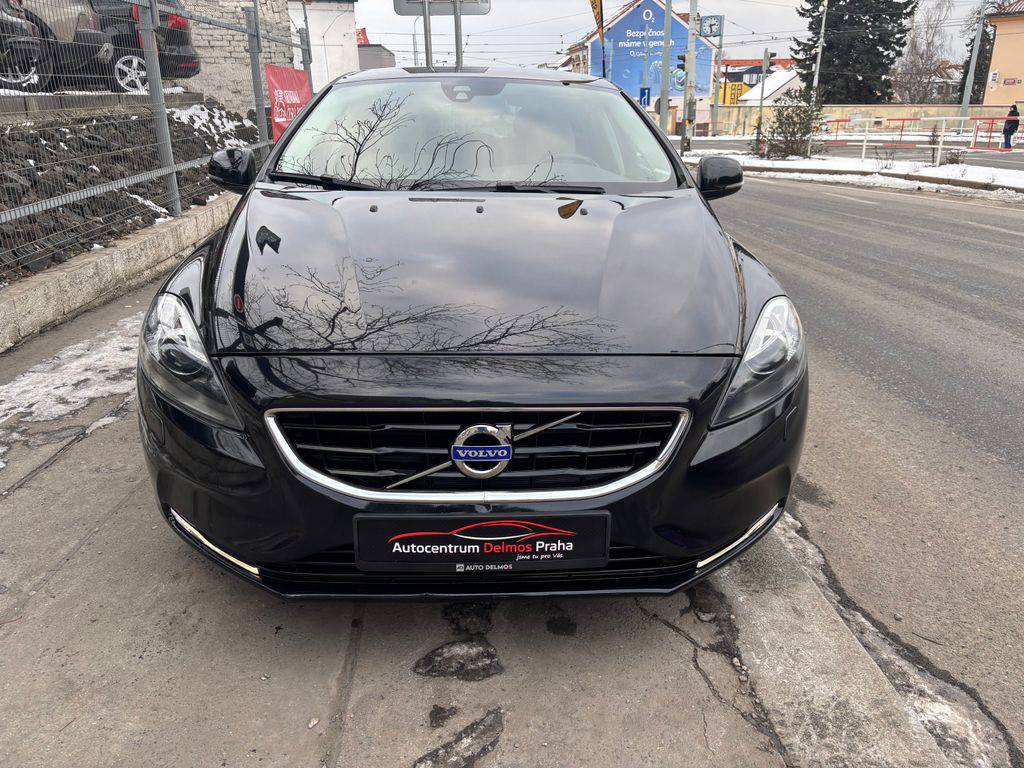 Volvo V40 D2/2016/AT-OCEAN RACE-ZÁRUKA24