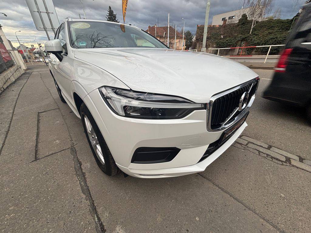 Volvo XC60 D4/2021/1MAJ.AT,TAŽ,MOMENTUM P