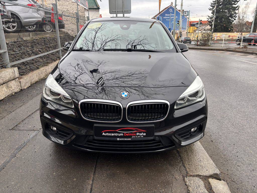 BMW 218 218d/2017/1MAJ-SPORT PACKET,ZÁ