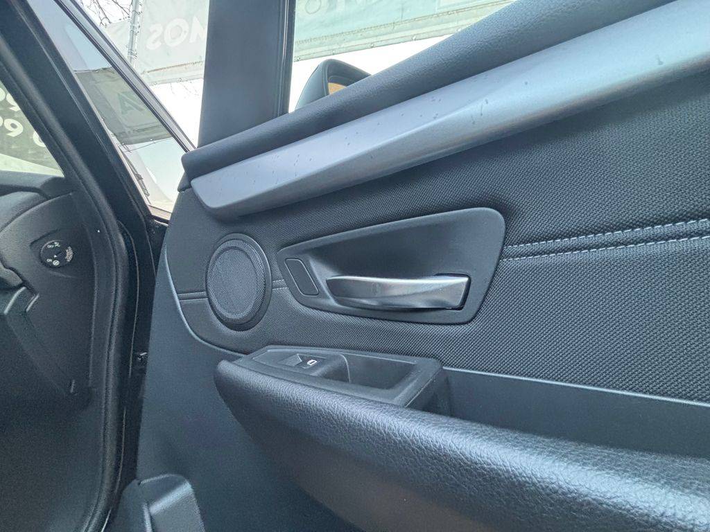 BMW 218 218d/2017/1MAJ-SPORT PACKET,ZÁ