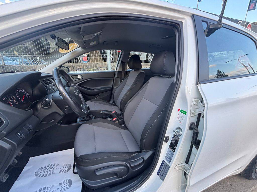 Hyundai i20 1.2i/2019/CLUB+ČR-ZÁRUKA 12MĚS