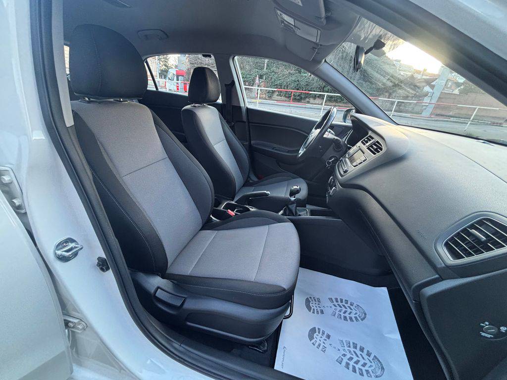 Hyundai i20 1.2i/2019/CLUB+ČR-ZÁRUKA 12MĚS