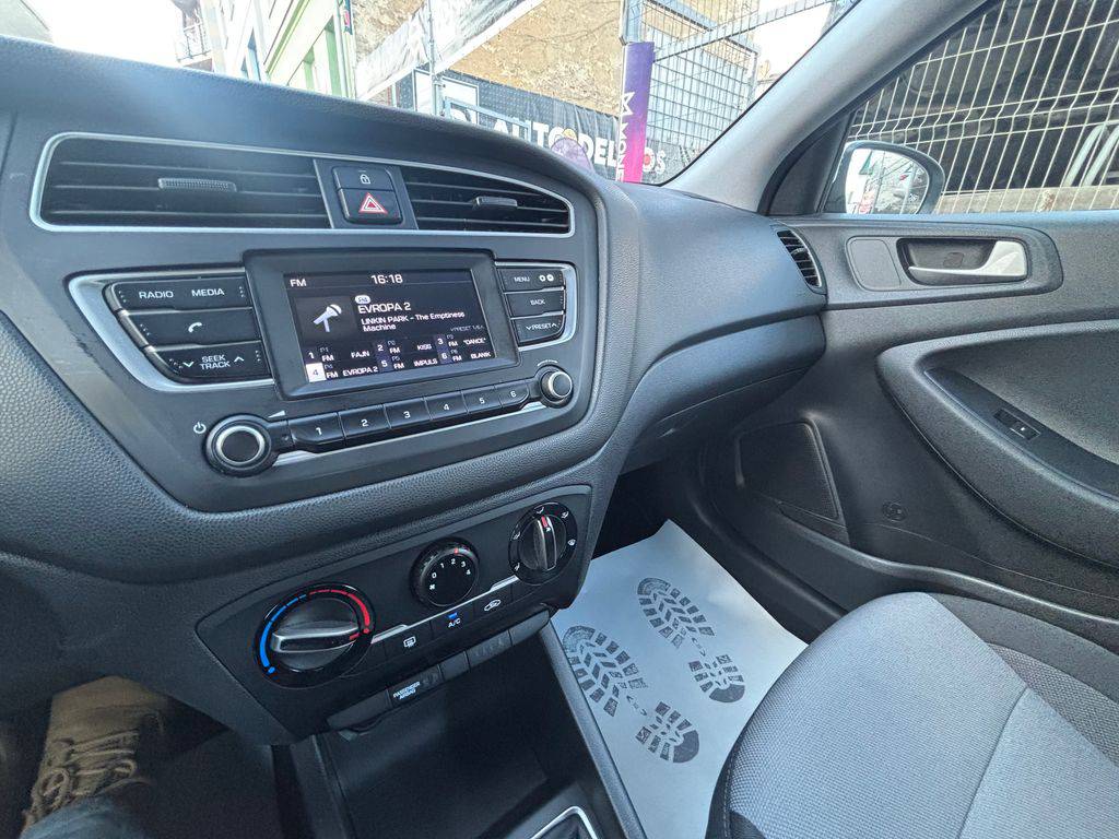 Hyundai i20 1.2i/2019/CLUB+ČR-ZÁRUKA 12MĚS