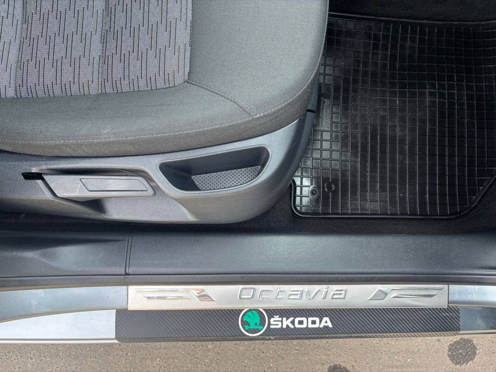 Škoda Octavia 2.0TDi/2013/CZ-AT-ELEGANCE-TAŽ