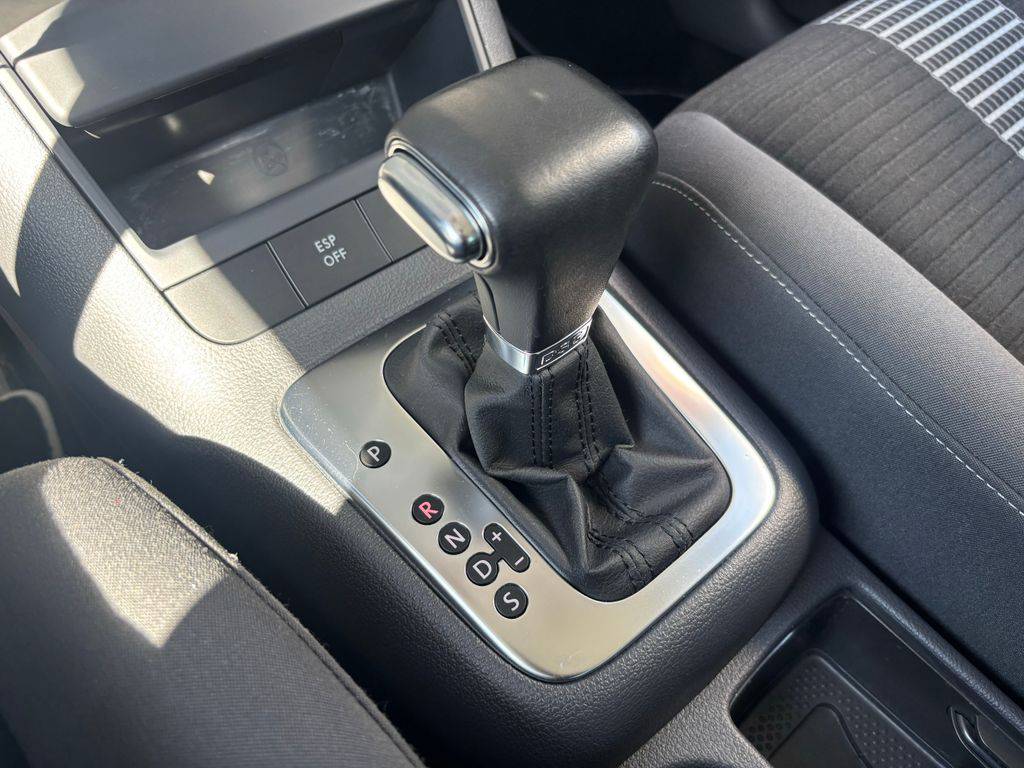 Volkswagen Golf Plus 1.4TSi/2009/DSG-2MAJ-S.KNIHA