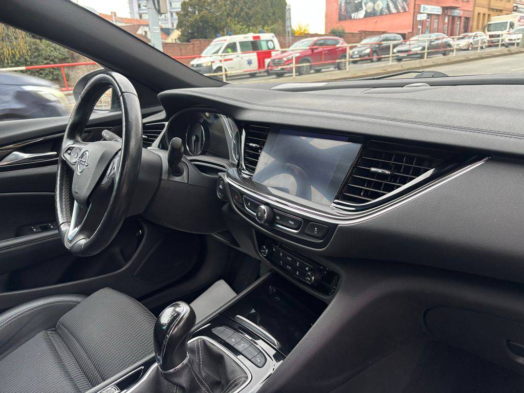 Opel Insignia 2.0CDTi/2022/1MAJ,DPH-SPORT-ZÁ