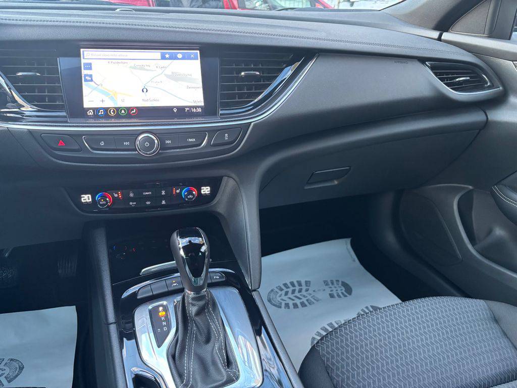 Opel Insignia 2.0CDTi/2023/1MAJ,AT8,SPORT-ZÁ