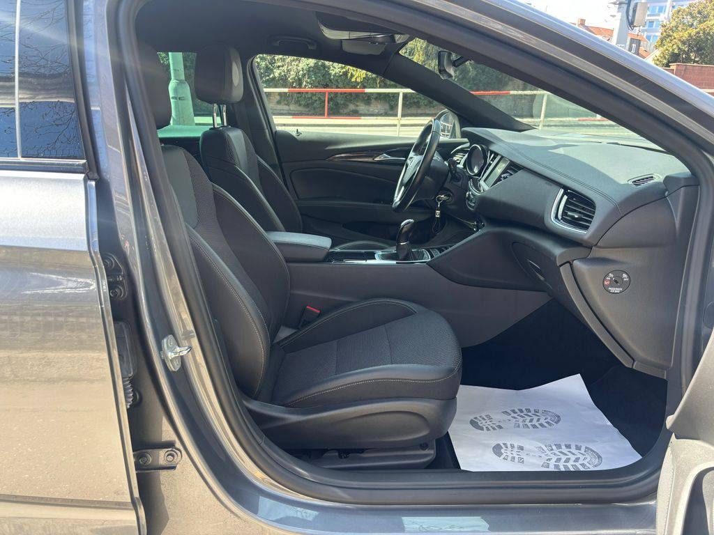 Opel Insignia 2.0CDTi/2021/1MAJ,MAN6-ZÁRUKA2