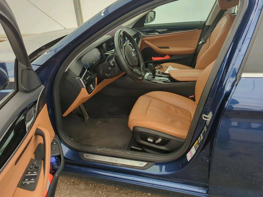 BMW 530 530exDrive/2022/CZ-DPH-1MAJ-ZÁ