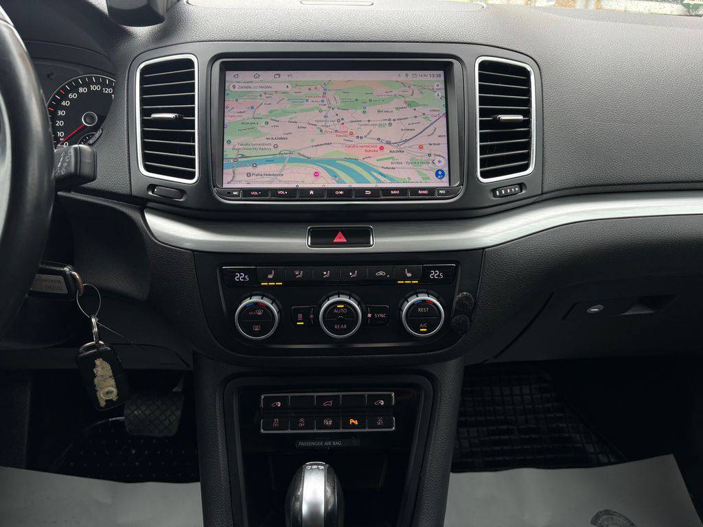 Volkswagen Sharan 2.0TDI/2016/CUP-AT-WEBASTO-ZÁR