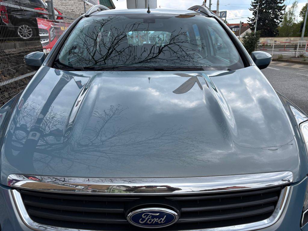 Ford Kuga 2.0TDCi/2010/ČR-4X4-TITANIUM