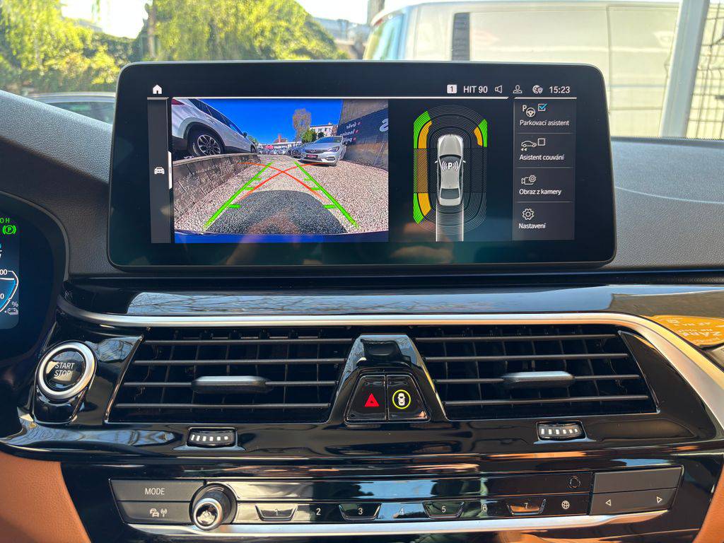 BMW 530 530exDrive/2022/CZ-DPH-1MAJ-ZÁ