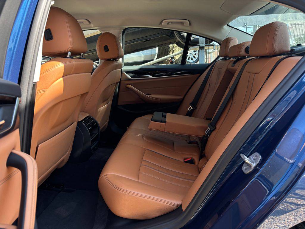 BMW 530 530exDrive/2022/CZ-DPH-1MAJ-ZÁ