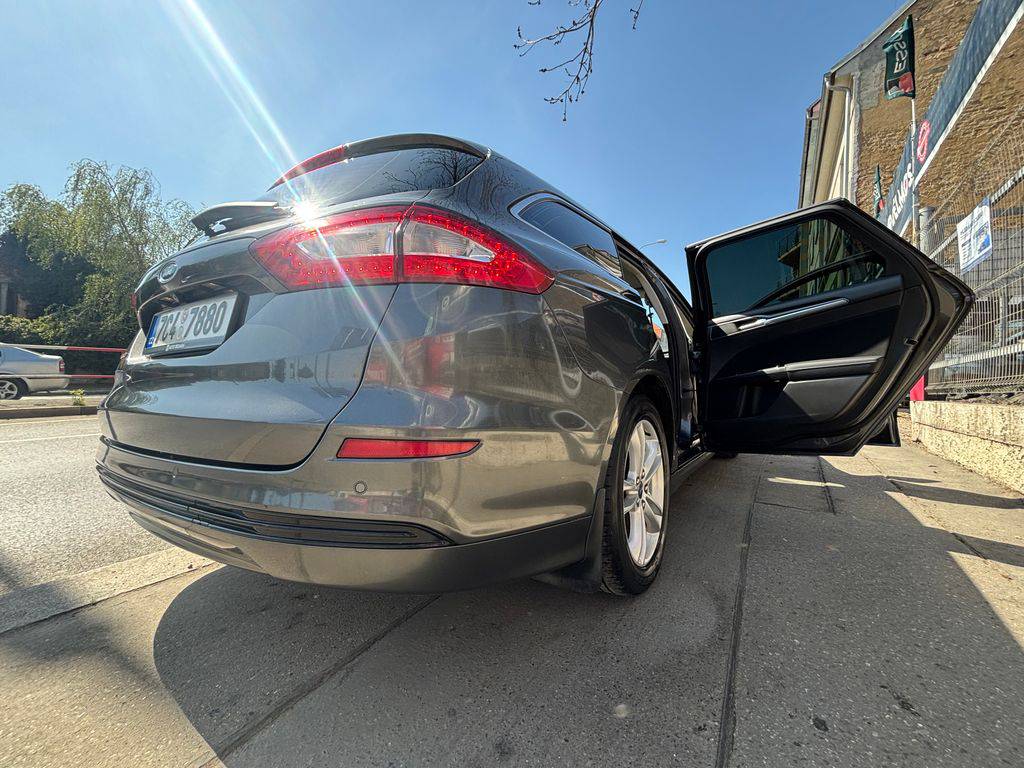 Ford Mondeo 2.0TDCi/2017/4x4-CZ-2MAJ-MANUÁ