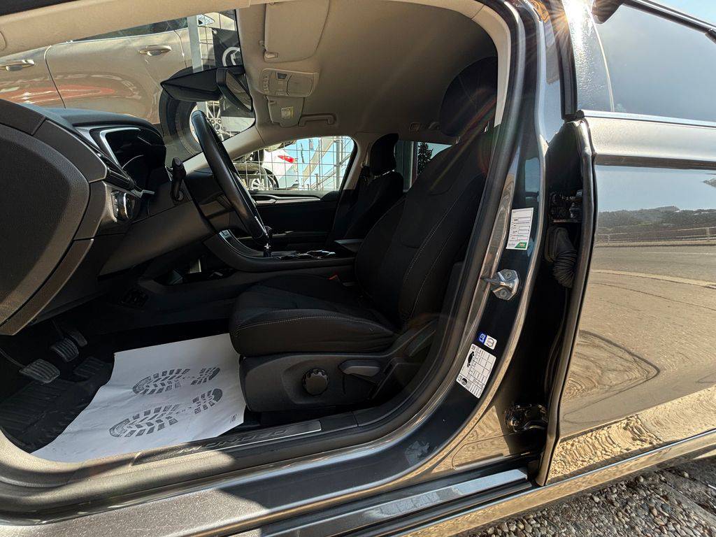 Ford Mondeo 2.0TDCi/2017/4x4-CZ-2MAJ-MANUÁ