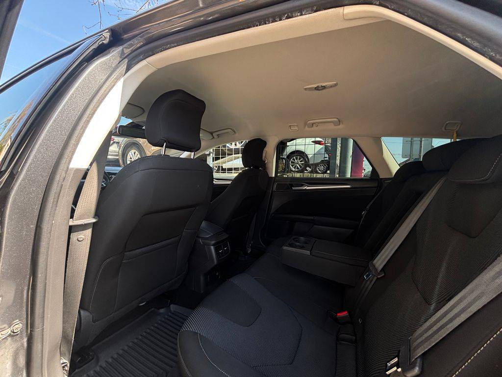 Ford Mondeo 2.0TDCi/2017/4x4-CZ-2MAJ-MANUÁ