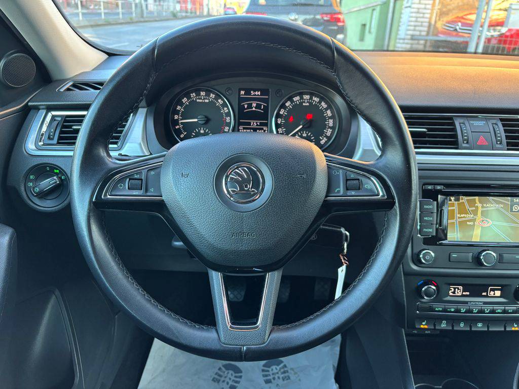 Škoda Rapid 1.6TDI/2014/ELEG.1MAJ-ZÁRUKA12