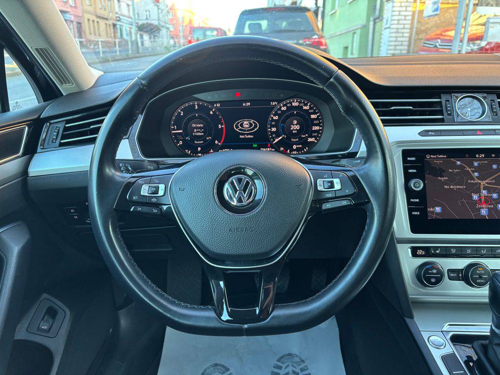 Volkswagen Passat 2.0TDI/2019/VIRTUAL,2MAJ-AT-ZÁ