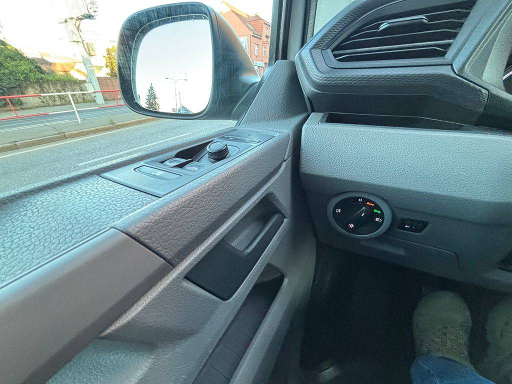 Volkswagen T5 Transporter 2.0TDI 6.1/2021/110KW-LONG