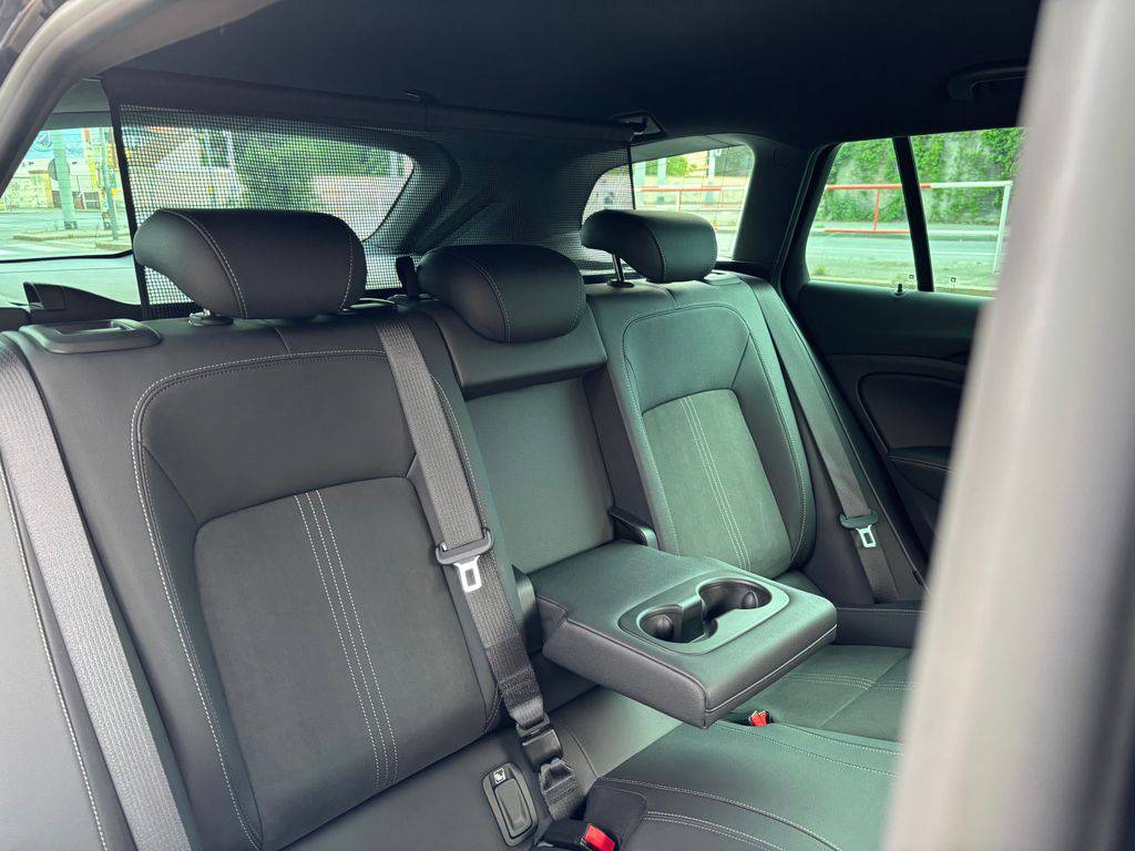 Opel Insignia 2.0CDTi/2023/1MAJ,MAN,SPORT-ZÁ