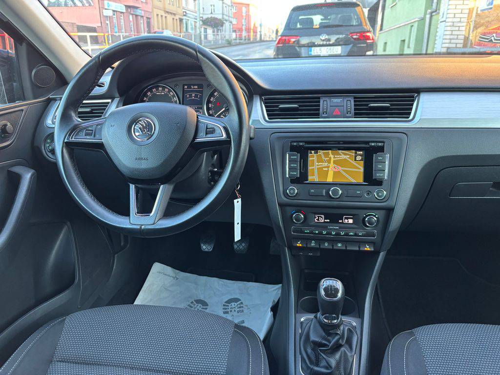 Škoda Rapid 1.6TDI/2014/ELEG.1MAJ-ZÁRUKA12