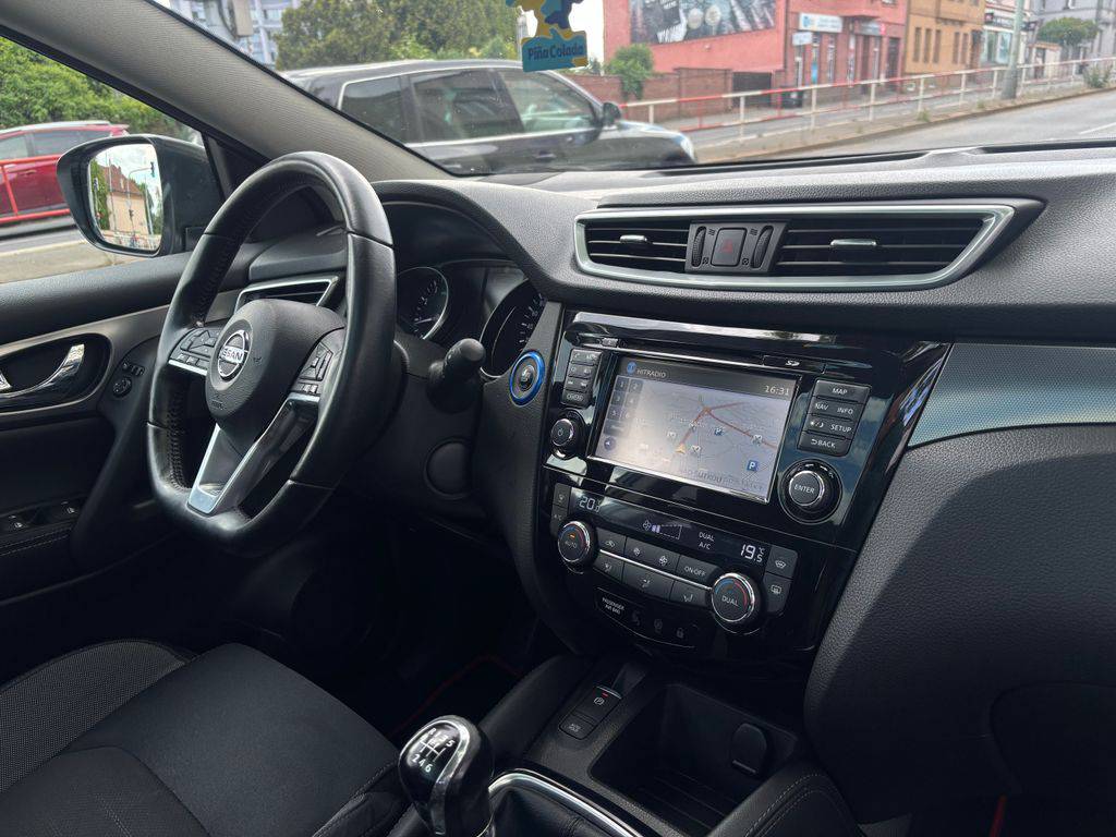 Nissan Qashqai 1.6DIG-T/2018/N-CON/1M/CZ-ZÁR 