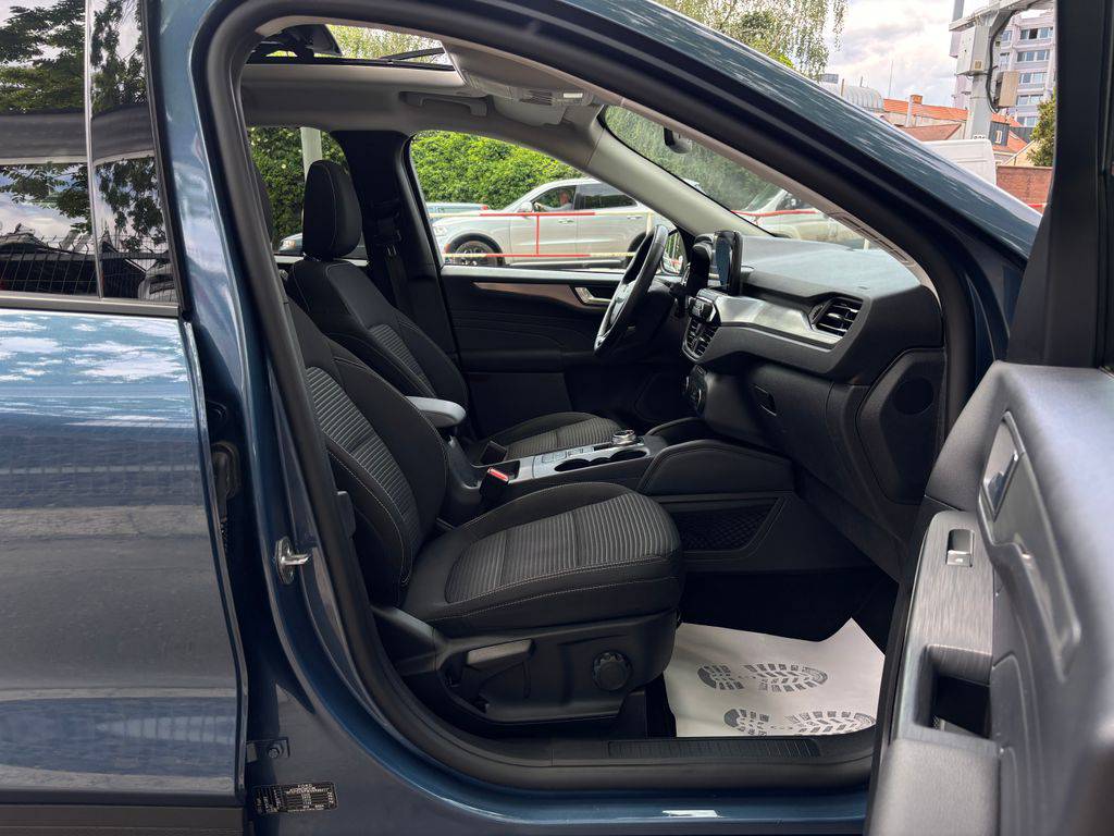Ford Kuga 2.5PHEV/2023/TITANIUN X-1MAJ-Z