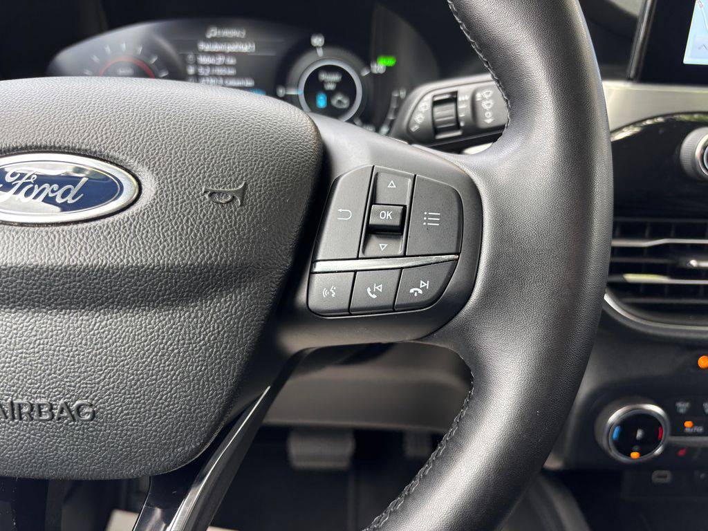 Ford Kuga 2.5PHEV/2023/TITANIUN X-1MAJ-Z