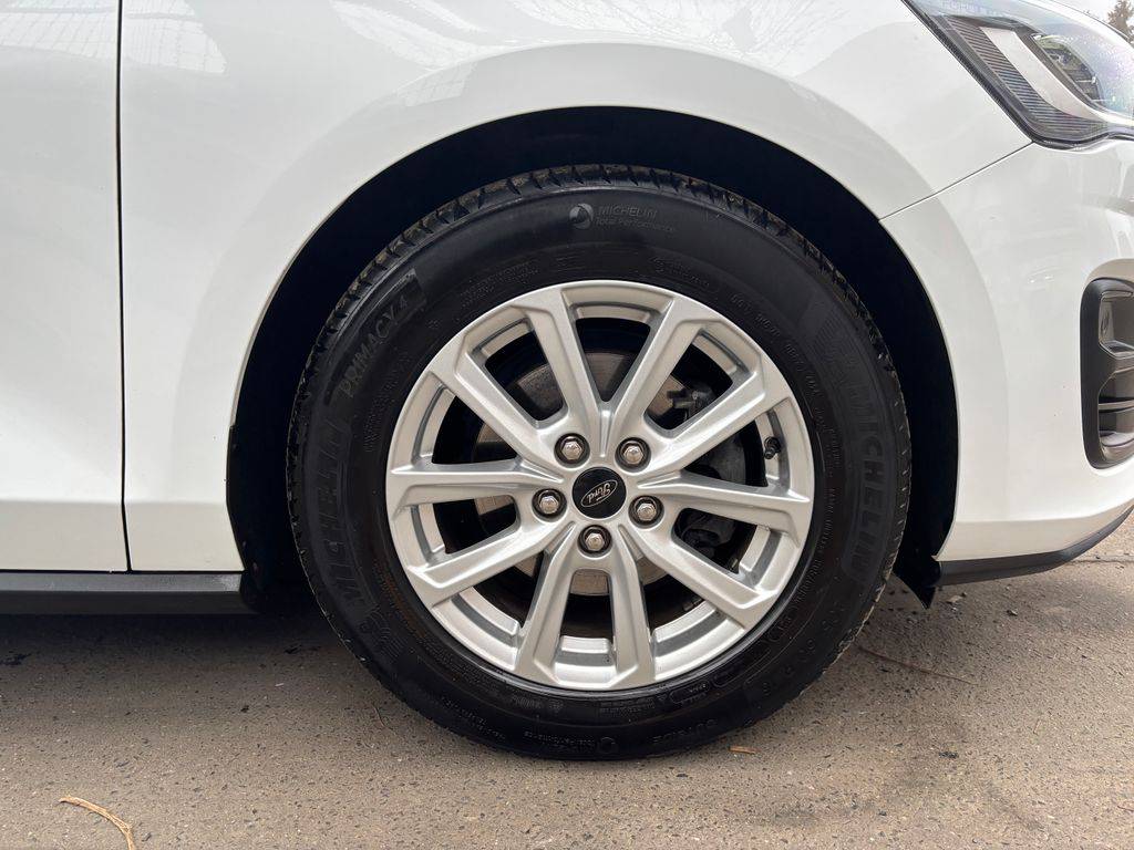 Ford Focus 1.5EB/2023/1MAJ,COOL-ZÁRUKA36