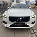Volvo XC60 B4/2022/1MAJ.AT,TAŽ,MOMENTUM P