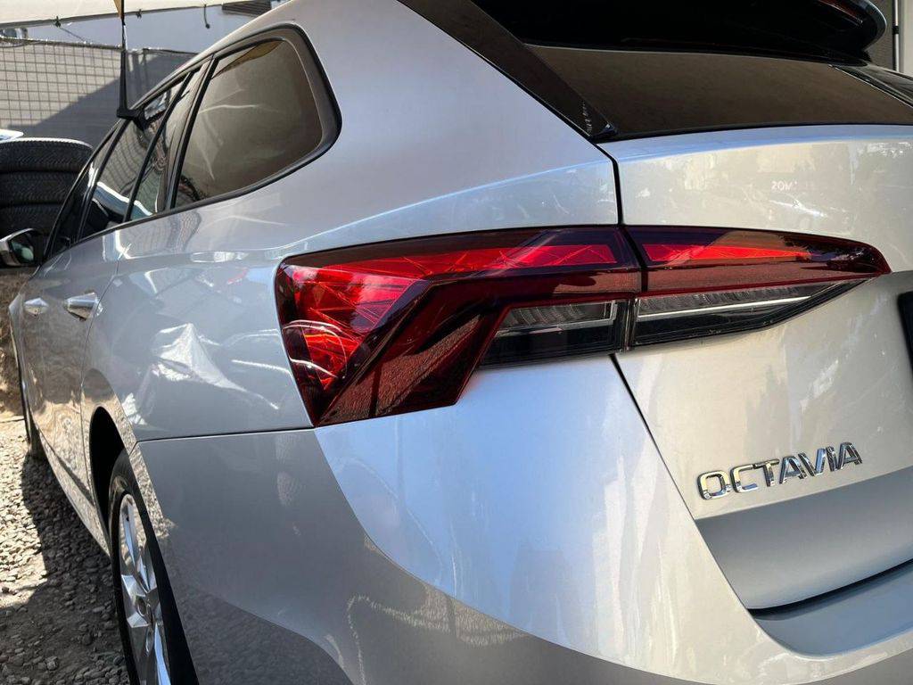 Škoda Octavia 2.0TDI-85KW/2022/1M,MAN6-ZÁRUK