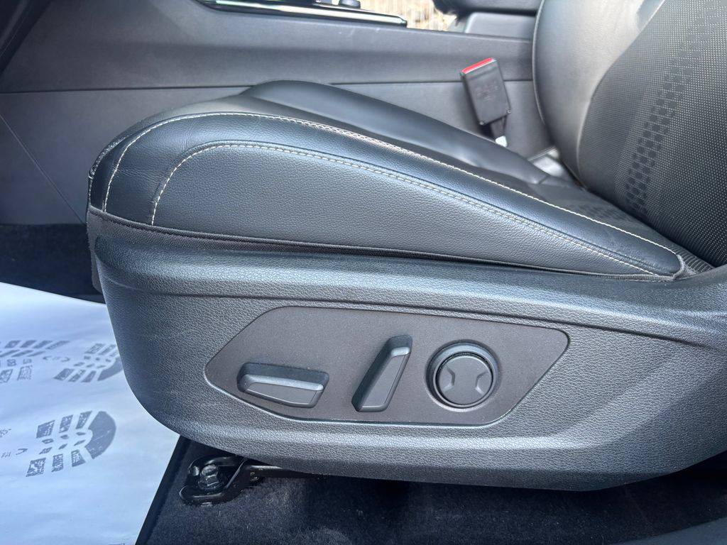Kia Sportage 1,6 T-GDi MHEV 7DCT MY25 TOP
