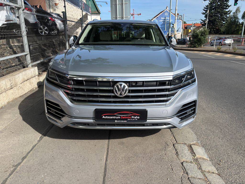 Volkswagen Touareg 3.0TDi-2020-CZ-1MAJ-DPH-WEBAST