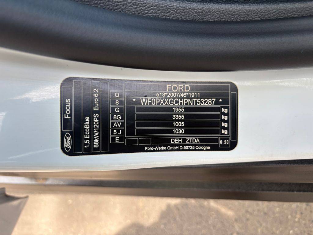 Ford Focus 1.5EB/2023/1MAJ,COOL-ZÁRUKA36