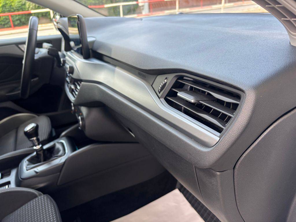 Ford Focus 1.5EB/2023/1MAJ,COOL-ZÁRUKA36