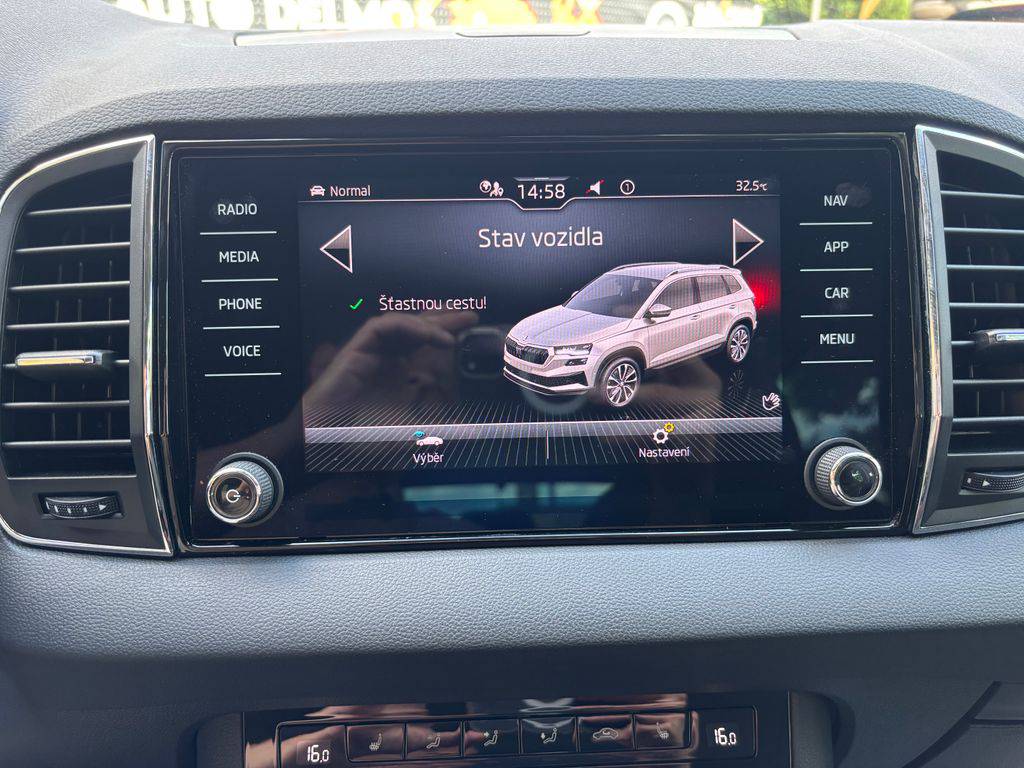 Škoda Karoq 1.6TDi/2023/STYLE.ČR.1M.DPH21%.VIRTUAL