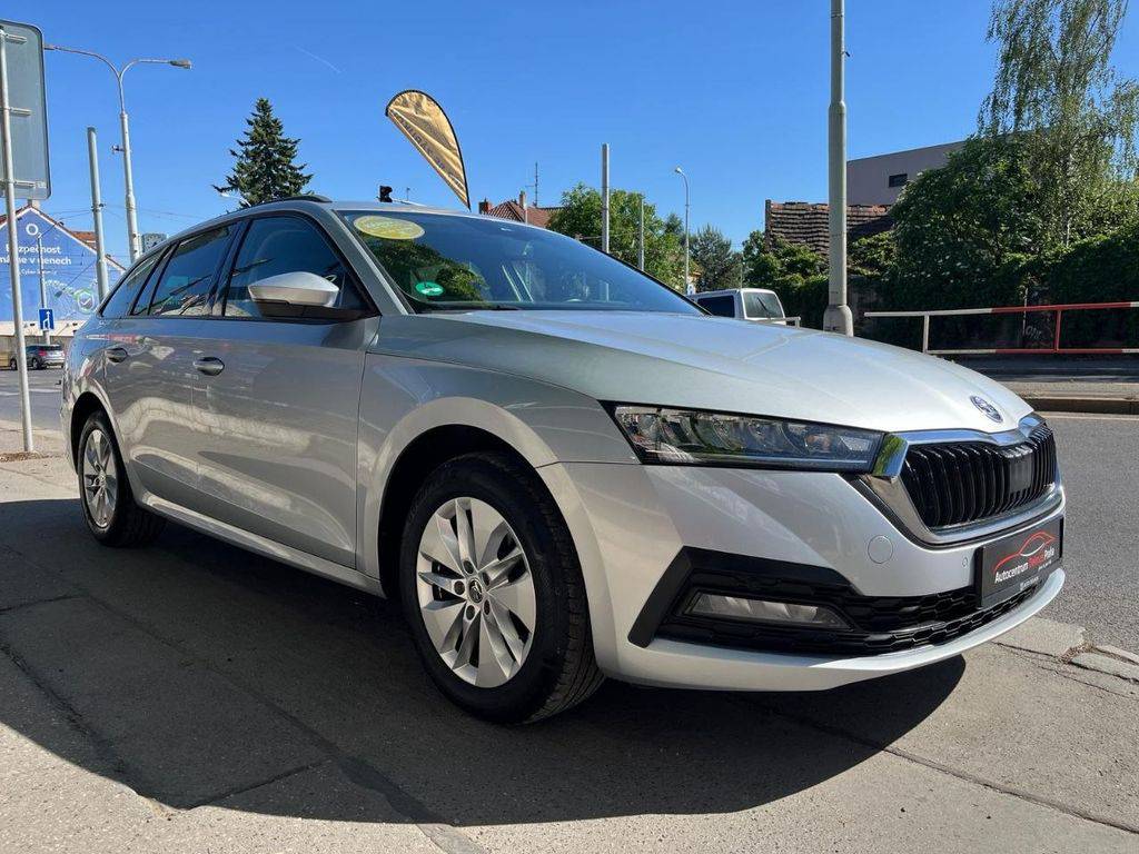 Škoda Octavia 2.0TDI-85KW/2022/1M,WEBASTO-ZÁRUKA