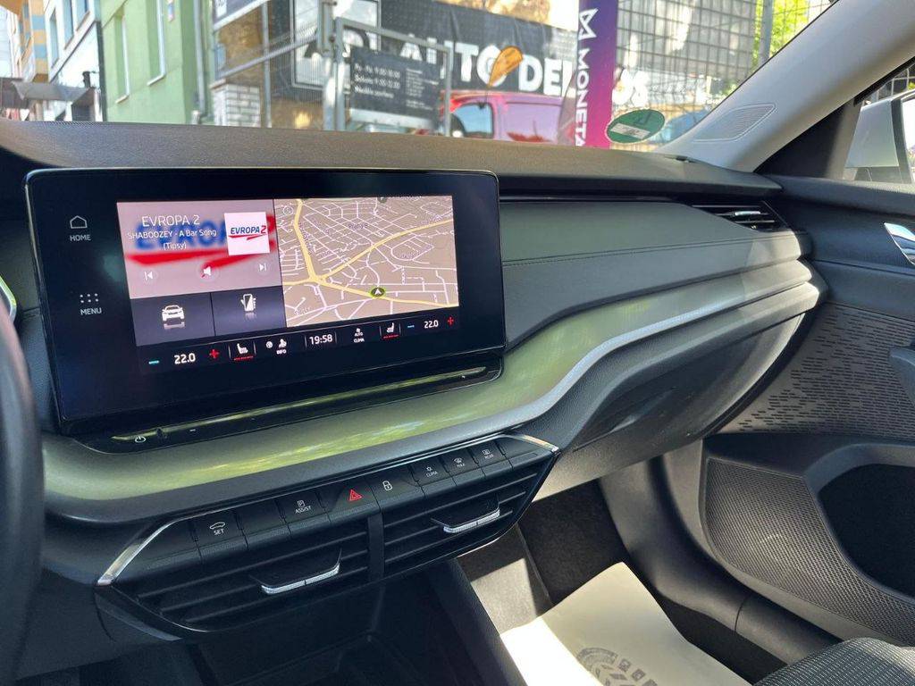 Škoda Octavia 2.0TDI-85KW/2022/1M,WEBASTO-ZÁRUKA