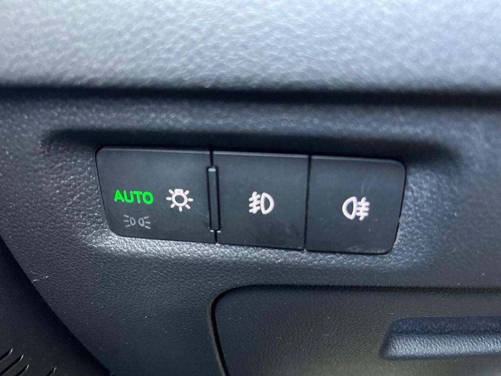 Škoda Octavia 2.0TDI-85KW/2022/1M,WEBASTO-ZÁRUKA