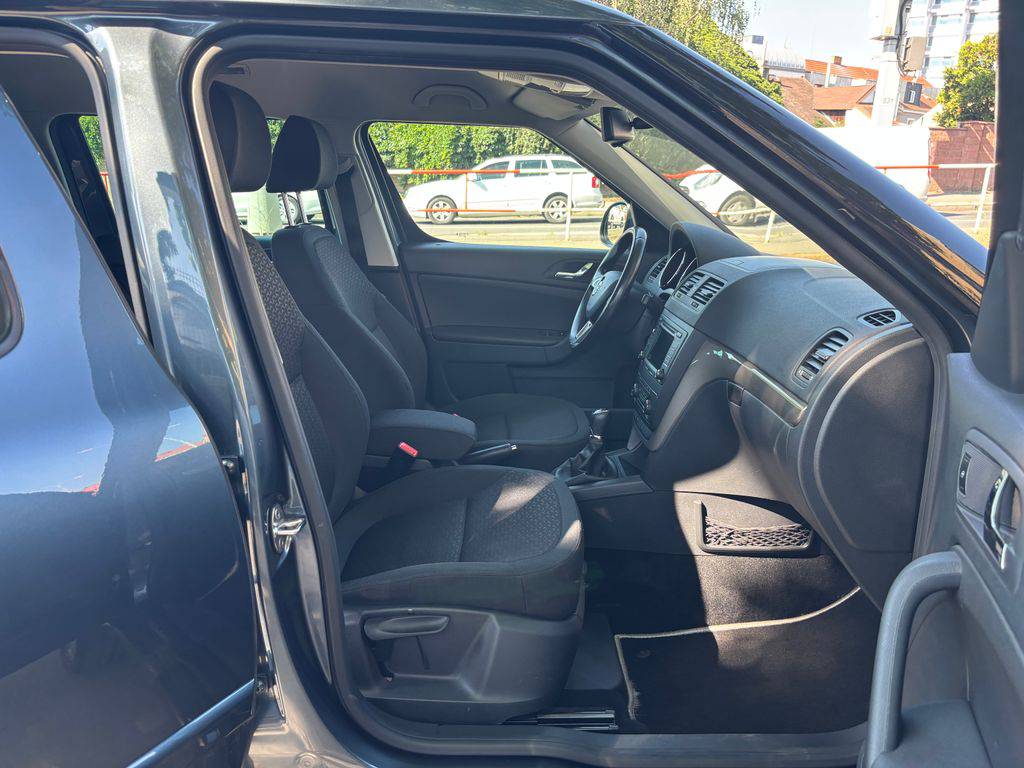 Škoda Yeti 1.4TSi-90KW/2015/ELEGANCE.1MAJ