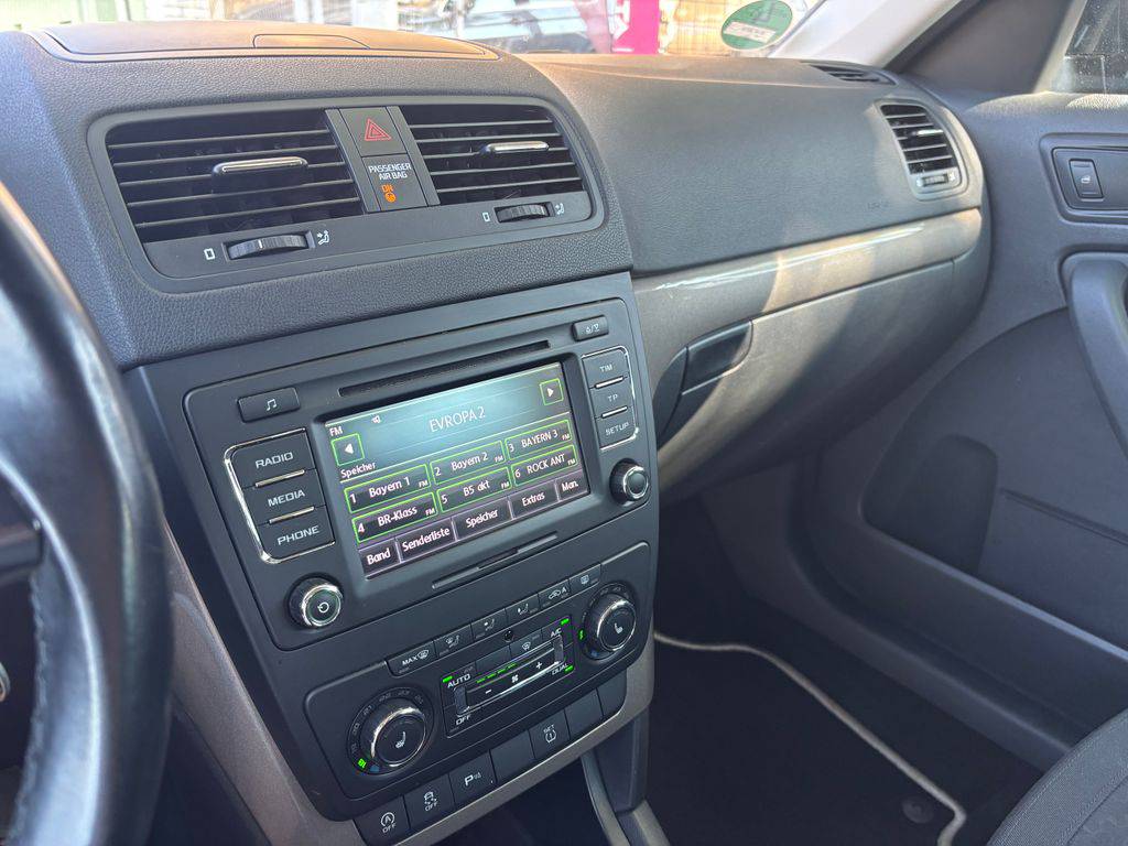 Škoda Yeti 1.4TSi-90KW/2015/ELEGANCE.1MAJ