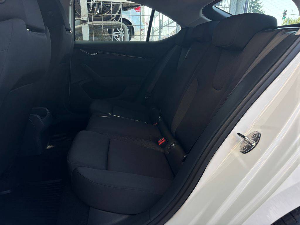 Škoda Octavia 2.0TDi/2024/CZ.1MAJ.DPH-ZÁRUKA