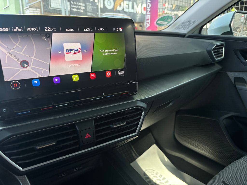 Seat Leon 2.0TDi-110KW/2022/DSG-SPORT.ZÁ
