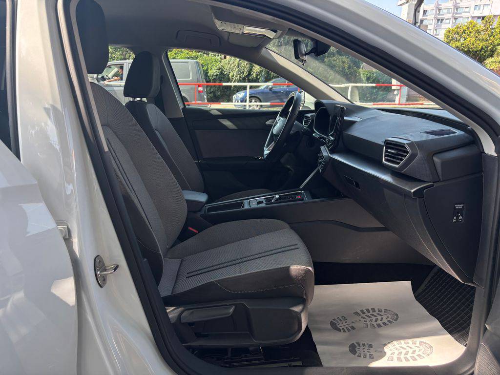 Seat Leon 2.0TDi-110KW/2022/DSG-SPORT.ZÁ