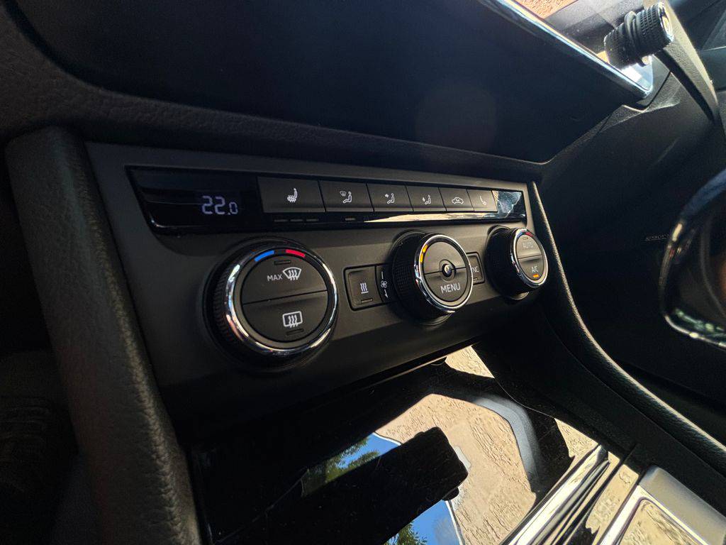 Škoda Superb 2.0TDI-AT/2018/SPORTLINE-ZÁRUK