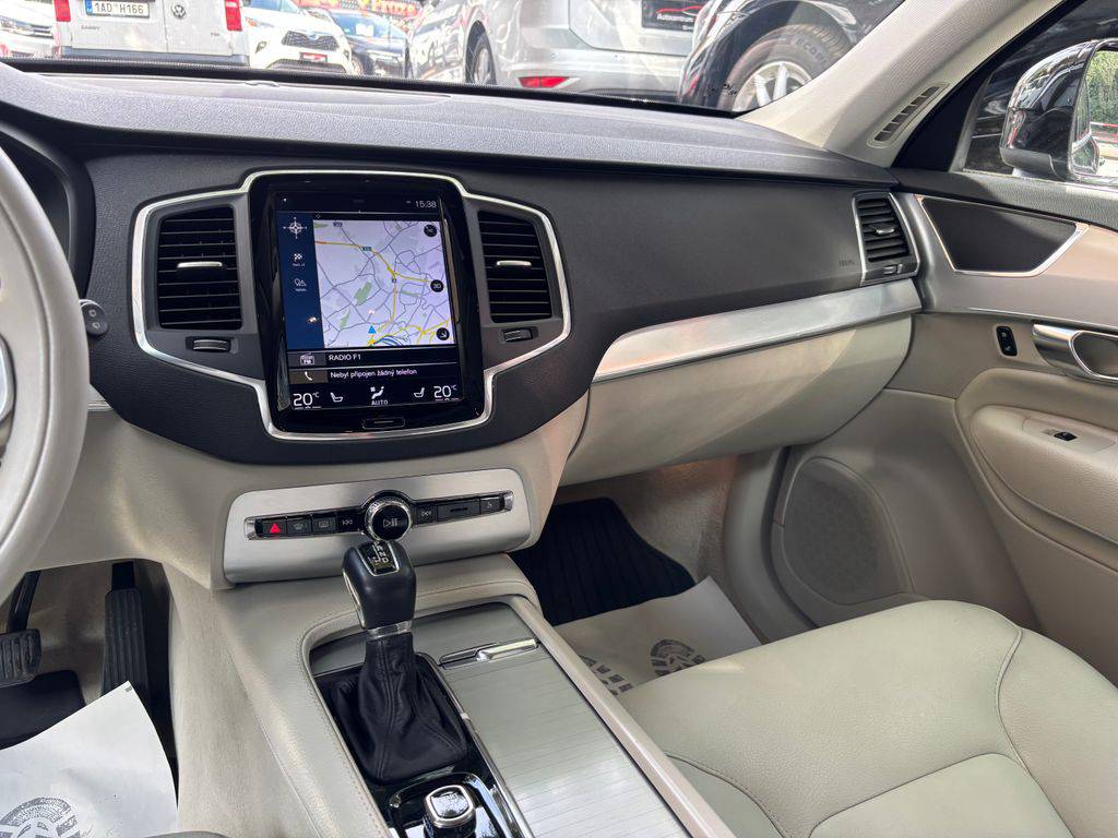 Volvo XC90 D5/2019/MOMENTUM.DPH.ZÁRUKA 12